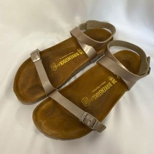 Birkenstock Daloa Sandal